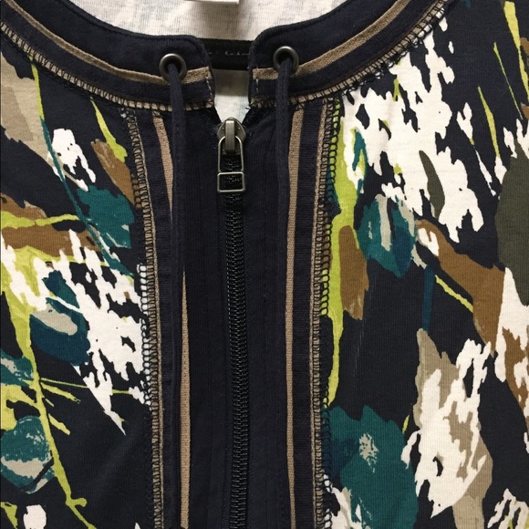 Jacket - Picture 4 of 4